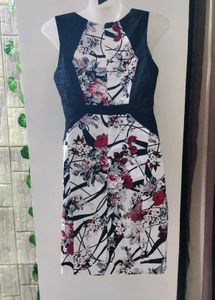 Elegant Sleeveless Floral Bodycon Dress
