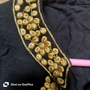 Elegant Embroidered Kurti