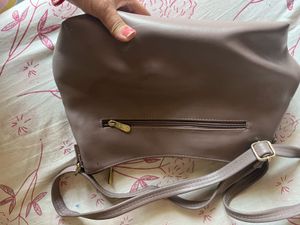 biggit sling bag
