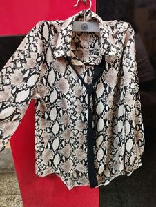 Printed Shirt With Tie For Women