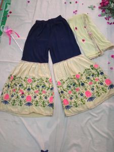 Brand New ⭐✨ Kurta And Garara Set With Dupatt 😍