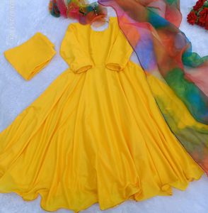 designer anarkali kurti set