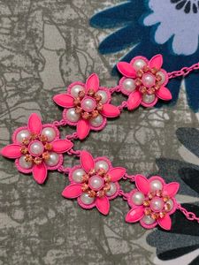 Pink 🩷 Neck Set