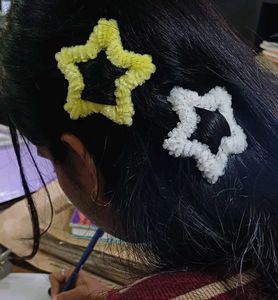 Y2k Fuzzy Wire Star Clip