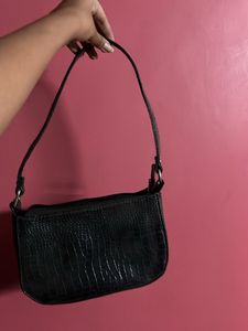 Black Bag Trendy