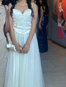 Beautiful 😍 Gown More Beautifull In Real 💯