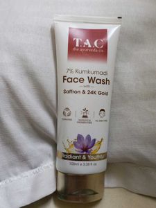 Face Wash With Saffron &amp; 24k Gold