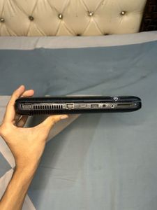 Hp laptop ( Fix Price )