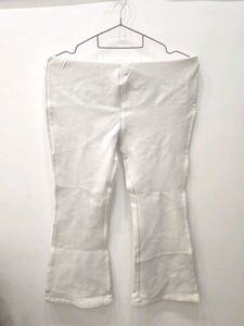 White Flared Jeans - Jegging