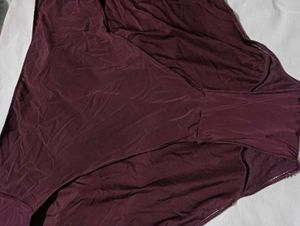 Burgundy Briefs🔥