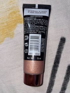 Lakme Absolute Liquid Highlighter