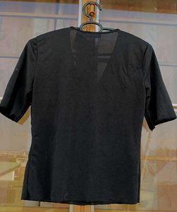 Chic Black Top - Great Condition!