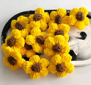 Daisy Crochet Appliques 12 Pcs