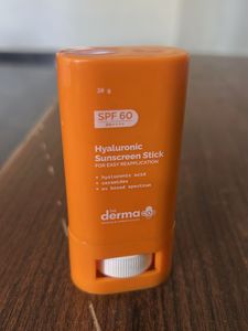 The Derma Co. Sunscreen Stick