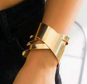 🌟BLACK MIDI DRESS &amp; ACCESSORIES🌟