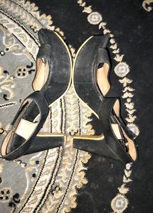 Womens Footwear