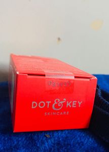 Dot &amp; Key Strawberry Dew Sunscreen❤️