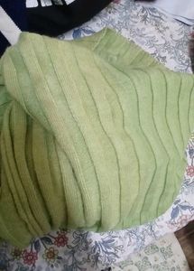 Green Turtle Neck