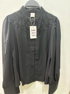 Urbanic Black Embroidered Shirt Size m