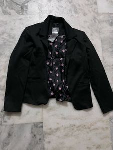 Max Black Blazer