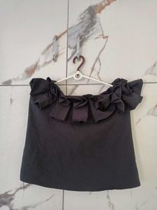 Ruffled Black top