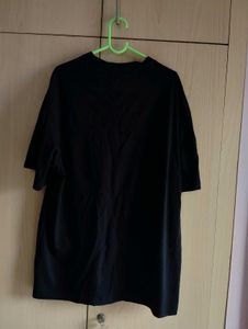 Black Pocket Tee - Relaxed Fit