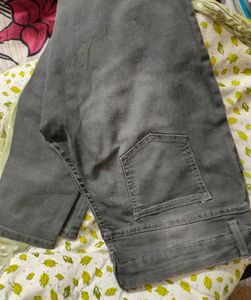 Black Skinny Fit Jeans For Women