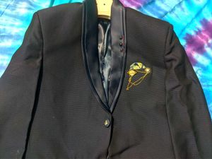 Stylish Black Blazer