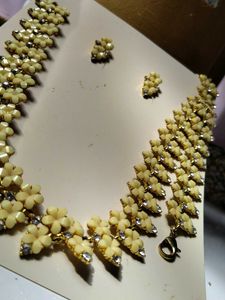 Floral Beaded Necklace & Earring Set