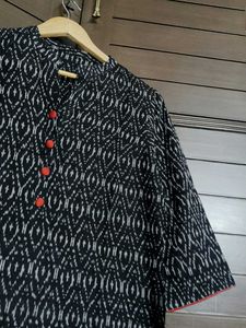 Women Black Printed Elegant Kurta