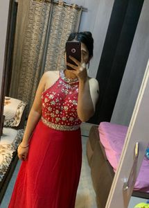 Red Embellished Halter Gown❤️🎀☎️