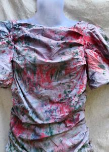 8/9 Abstract Puff Sleeve Dress