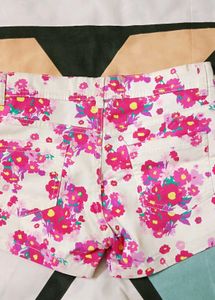 Floral H&amp;M Shorts