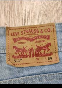 Cs2429 Levis Jeans Size 34