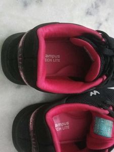 Campus Black Running Shoes
