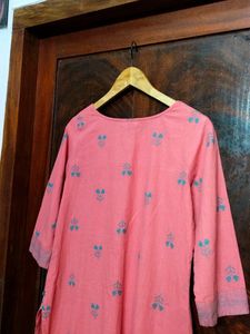 Avaasa Peach Colour Kurti For Women