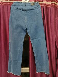 Frayed Hem Jeans
