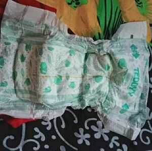Baby Tape Diaper 126 Pcs