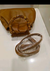 New With Tag Gucci Brown Sling Bag 👜