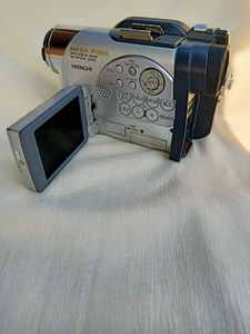 Hitachi DZ-MV300E DVD Video Camera Recorder