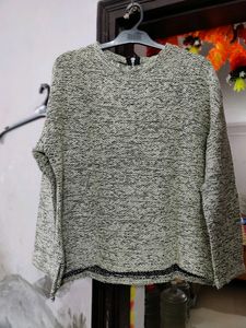 Woolen Loose Pattern Sweater For Women