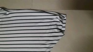 Black And White Lining Women Tshirt