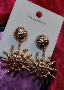 H&amp;M Earrings Set