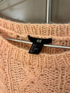 H&amp;M Peach Knit Sweater