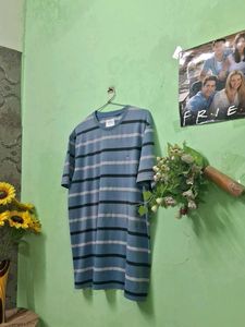 Striped Blue T-Shirt🖤🤍💙