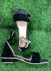 Black Velvet Sandal For Girls 5-6 YEARS