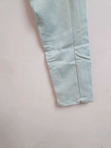Light Wash Skinny Jeans