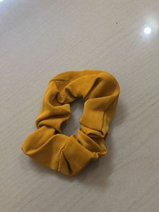 Bunch of hairties