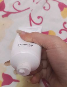 MINIMALIST SUNSCREEN