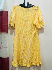 H&amp;M Yellow Gingham Dress